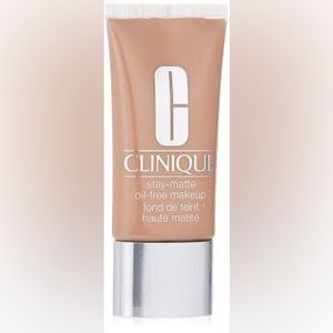 🔥HOST PICK🔥🌸CLINIQUE StayMatte Oil Free Makeup Foundation  11 HONEY BNIB